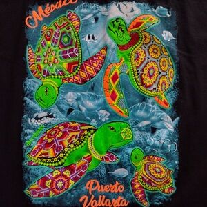 Short sleeve turtle and dolphin t-shirt from Puerto Vallarta Mexico. XL.…nwot